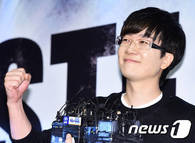 서태지, '오랜만이네요'...뮤지컬 '페스트' 포토행사