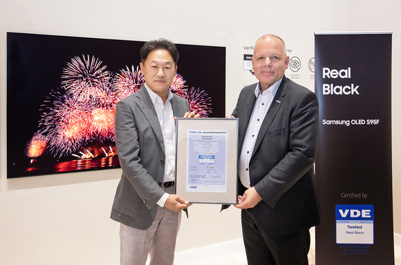 삼성 2025년형 OLED TV, 빛반사 없는 리얼 블랙 글로벌 인증 획득 
