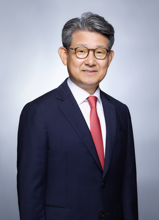 ▲김유신 OCI홀딩스 부회장 / 사진=OCI홀딩스 OCI그룹, 첨단소재 중심 조직개편…김유신 부회장 승진