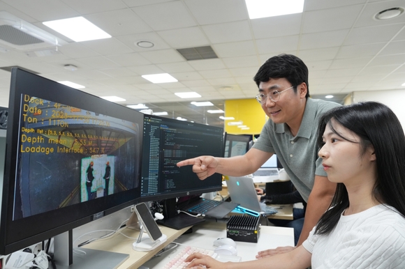 포스코DX, 국산 NPU 기반 산업용 비전 AI 플랫폼 개발