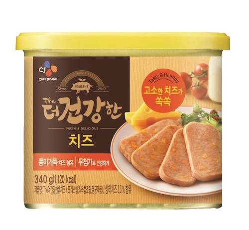 ▲CJ제일제당이 22일 출시한 ‘The더건강한 캔햄 치즈’