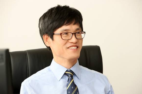 ▲윤완수 대표는 제로페이가 자동차가 달릴 수 있는 고속도로 역할을 할 것이라며 오프라인 가맹점 인프라를 확산시키는데 전력을 기울이겠다고 강조했다. / 사진=웹케시