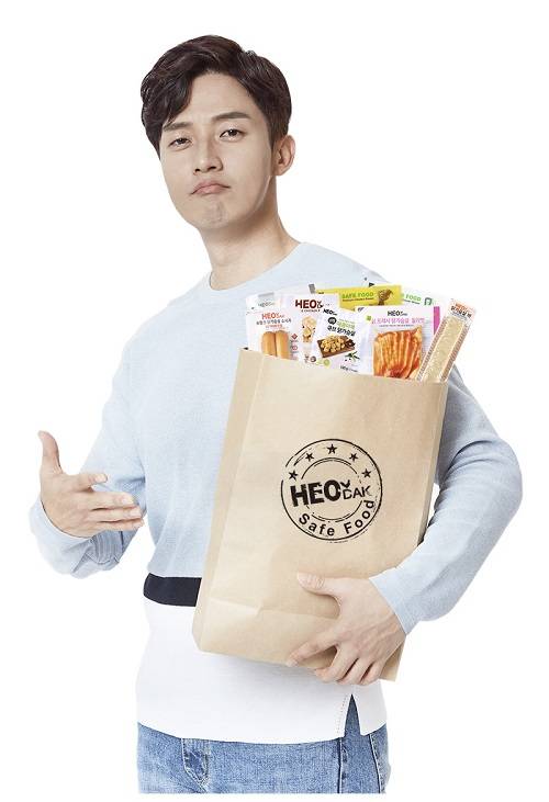 ▲허닭의 2019년 전 제품 누적 판매량이 1000만 개를 돌파했다. (사진제공=허닭)