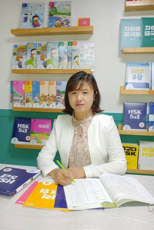 ▲우도원 차이랑 포항효자캠퍼스 원장. (사진제공=파고다)