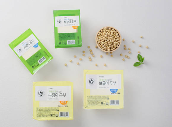 ▲초록마을 국내산 콩으로 만든 두부 4종. (사진제공=초록마을)