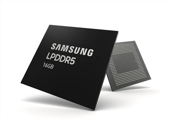 ▲삼성전자 16GB LPDDR5 모바일 D램 / 사진=삼성전자
