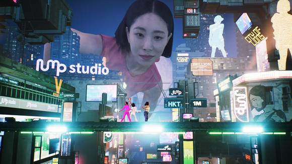 ▲K팝 대표 안무가 리아킴의 ‘볼류메트릭 휴먼’ 공연 장면. 이 공연은 SK텔레콤 ‘점프스튜디오’에서 제작됐으며, 20일 원밀리언 댄스 스튜디오 공식 유튜브 채널을 통해 전 세계 팬들에게 공개된다. / 사진=SK텔레콤