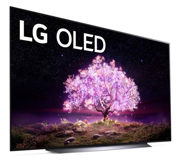 ▲‘LG 올레드 TV’가 엔가젯이 시상하는 CES 2021 최고상에서 최고 TV로 선정됐다. LG 올레드 TV는 7년 연속 CES 공식 어워드의 최고 TV 상을 수상했다. 사진은 최고상을 받은 LG 올레드 TV 제품 / 사진=LG전자