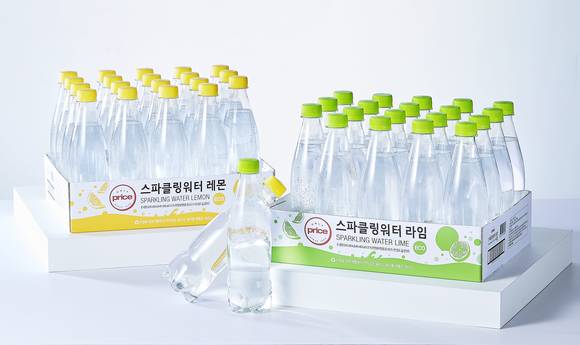 ▲롯데마트의 ‘온리프라이스 스파클링 워터 ECO’ / 사진=롯데쇼핑