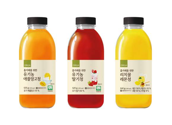 ▲풀무원 올가홀푸드의 '홈카페를 위한 과일청' 3종 / 사진=풀무원