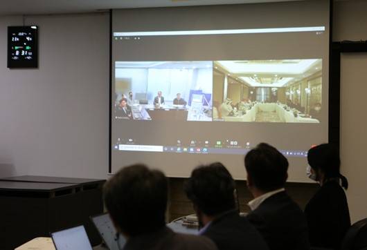 ▲여한구 산업통상자원부 통상교섭본부장이 4일(현지시간) 사우디아라비아 리야드에서 ‘한-사우디 보건의료 기술협력 확대를 위한 간담회’를 하고 있다. / 사진=멕아이씨에스