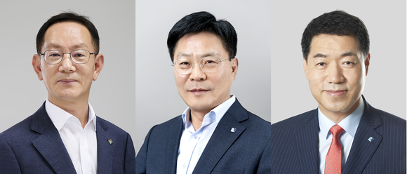 ▲(왼쪽부터) 현권익 IT그룹장·손근수 리스크관리그룹장·박봉규 글로벌·자금시장그룹장 / 사진=기업은행