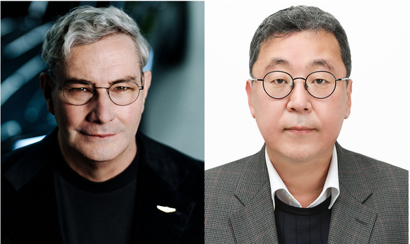 ▲루크 동커볼케 현대자동차그룹 CCO 사장(왼쪽), 이규복 현대글로비스 대표이사 부사장 / 사진=현대차그룹