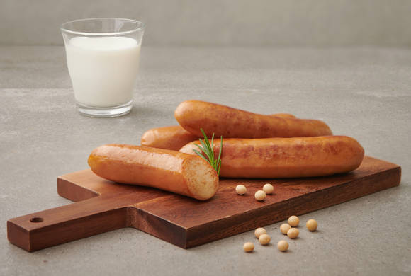 ▲랭킹닭컴 맛있닭의 ‘닭가슴살 프랑크 소시지' / 사진=랭킹닭컴