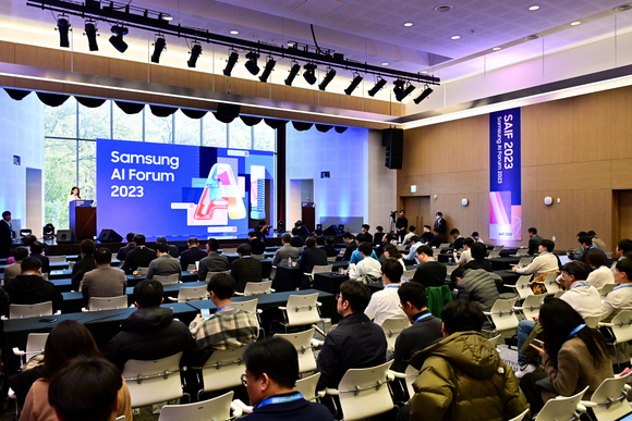 ▲삼성 AI 포럼 2023 전경 / 사진=삼성전자 삼성전자, AI 포럼 2023 개최…핵심기술 발전 방향·혁신 논의