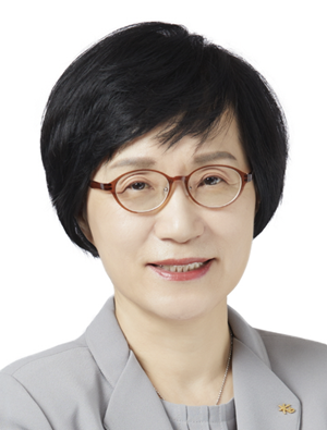 ▲권선주 KB금융지주 이사회 의장 / 사진=KB금융지주 KB금융지주, 첫 여성 이사회 의장 탄생