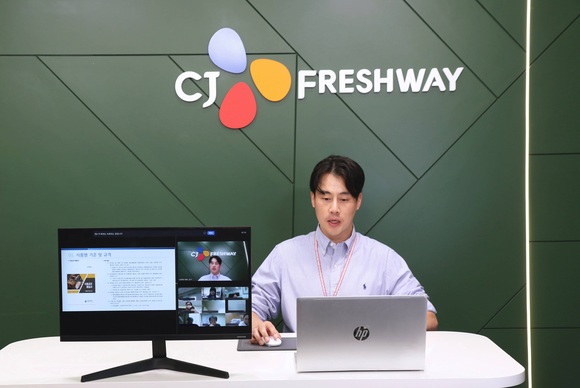 ▲상생협력 아카데미 교육 현장 / 사진=CJ프레시웨이 CJ프레시웨이, 중소 식품 협력사 대상 상생협력 아카데미 개최