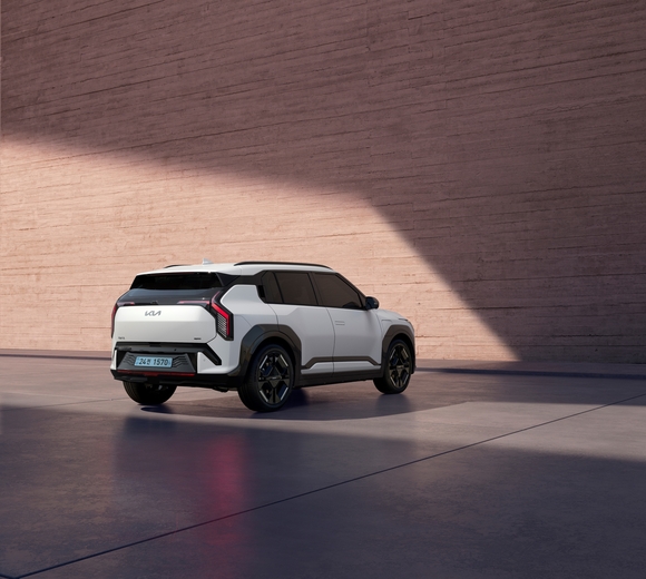 기아, 국내 EV 대중화 이끈다…‘더 기아 EV3’ 계약 개시