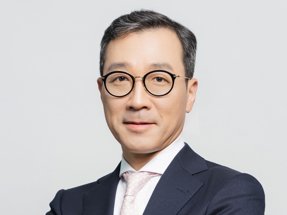 [취재] ‘복잡함을 꿰뚫는 힘’…AI 시대 빛나는 철학도 CEO들