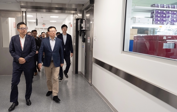 신동빈 회장, 롯데바이오로직스 미국 ADC 생산시설 방문