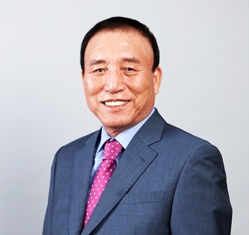 HS효성, 60년 그룹 첫 전문경영인 회장 나왔다