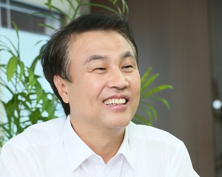 <b>석창규</b> 회장, <b>비즈플레이</b> 직접 <b>경영</b>…AI 기반 B2E 사업 속도