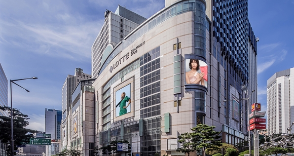 외국인 몰린 롯데백화점…상반기 매출 6400억 최대