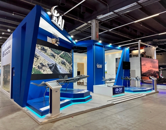 ▲폴란드 MSPO 전시회에 참가한 KAI 부스 전경 / 사진=한국항공우주산업(KAI) KAI, 폴란드 MSPO서 KF-21·FA-50 전시…유럽 사업 확대
